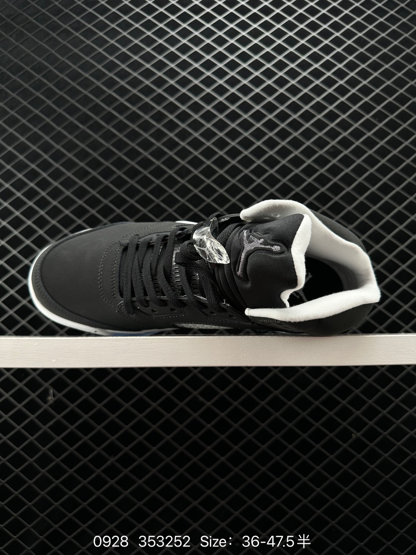 Air Jordan 5 SE Craft ”Light Orewood Brown“